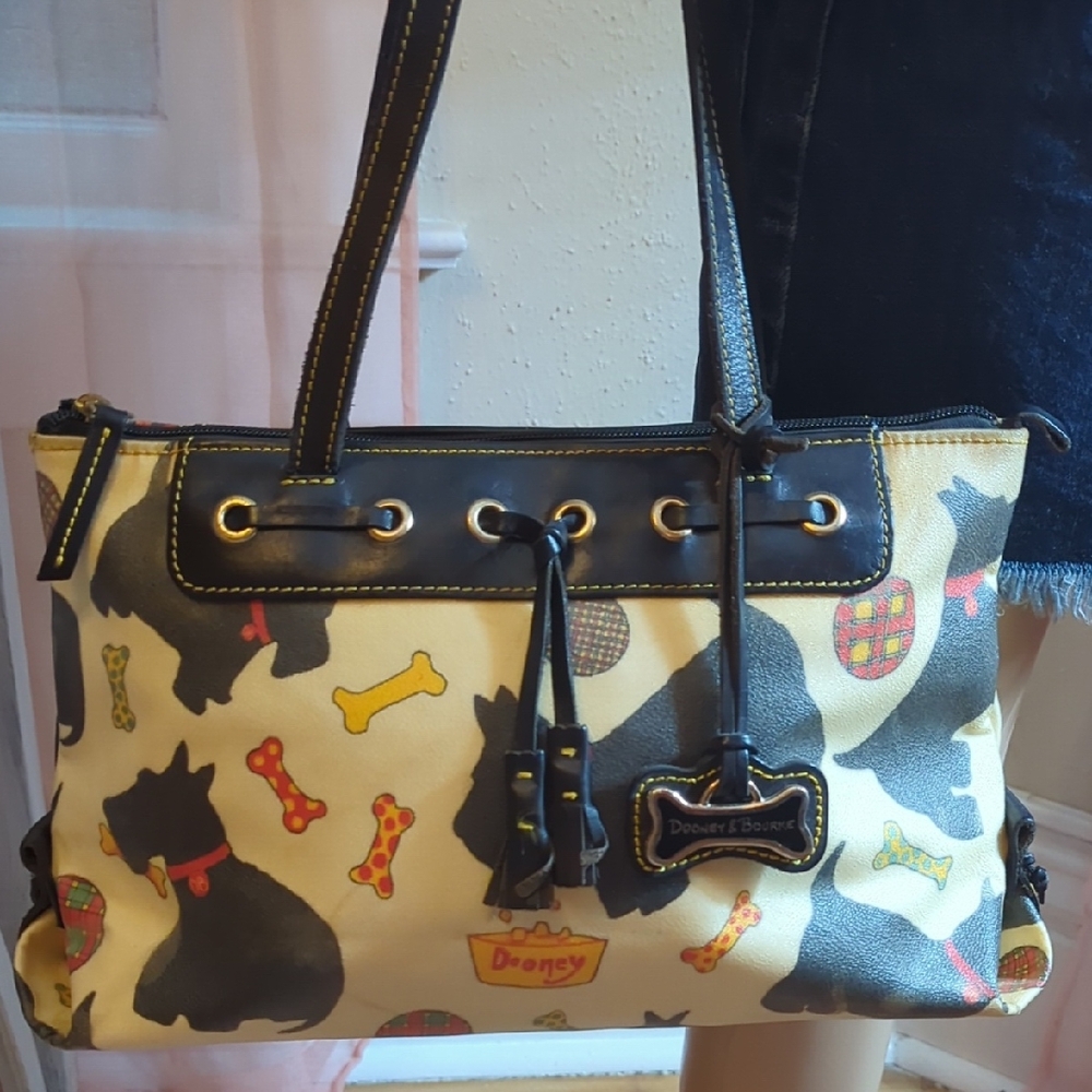 Dooney & Bourke Vintage Bag